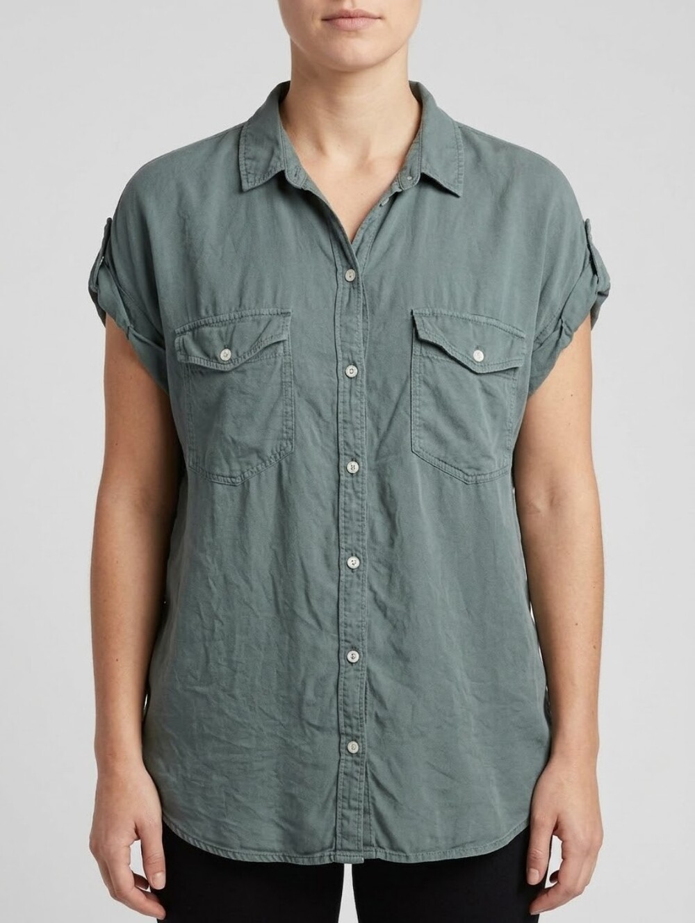 aerie Short-Sleeve Button-Down Shirt in Sage Green